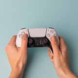 Konsola do gier jako prezent świąteczny – wymarzony upominek dla całej rodziny